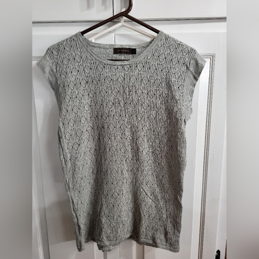 Women's Size Large Limited Sweater